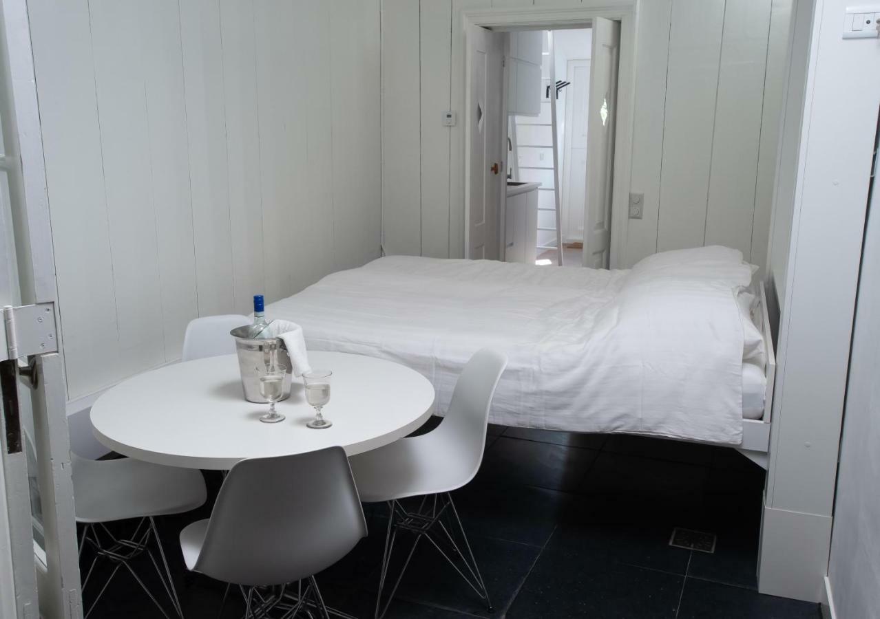 Waterland Hoge Huis モニキンダム エクステリア 写真