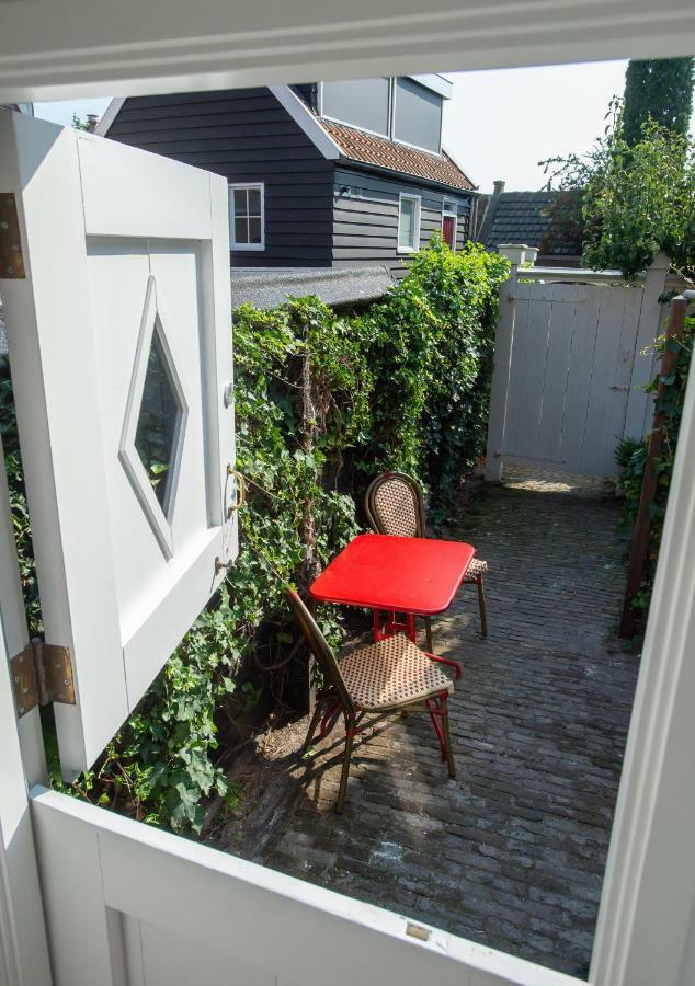 Waterland Hoge Huis モニキンダム エクステリア 写真